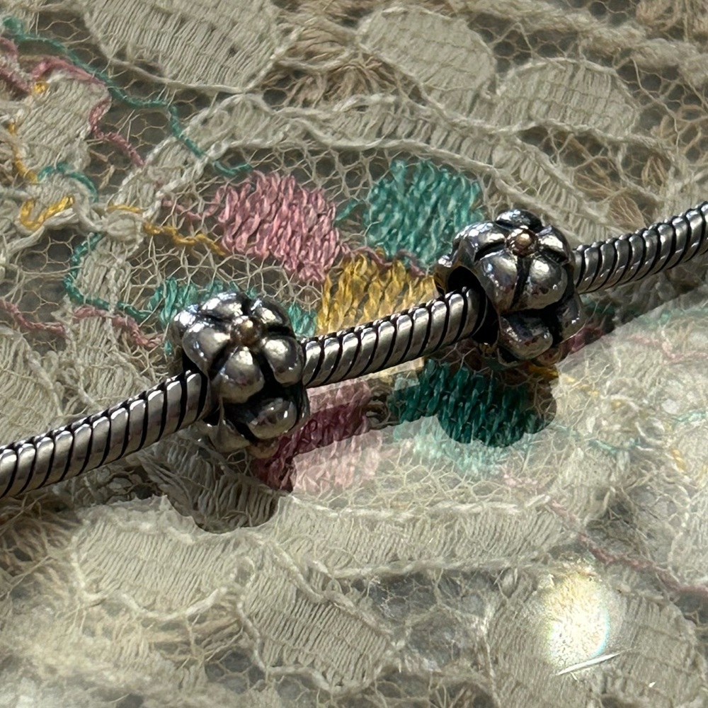 Pandora retired daisy flower spacer beads sterling silver 14k accents 925 ALE - Picture 6 of 7